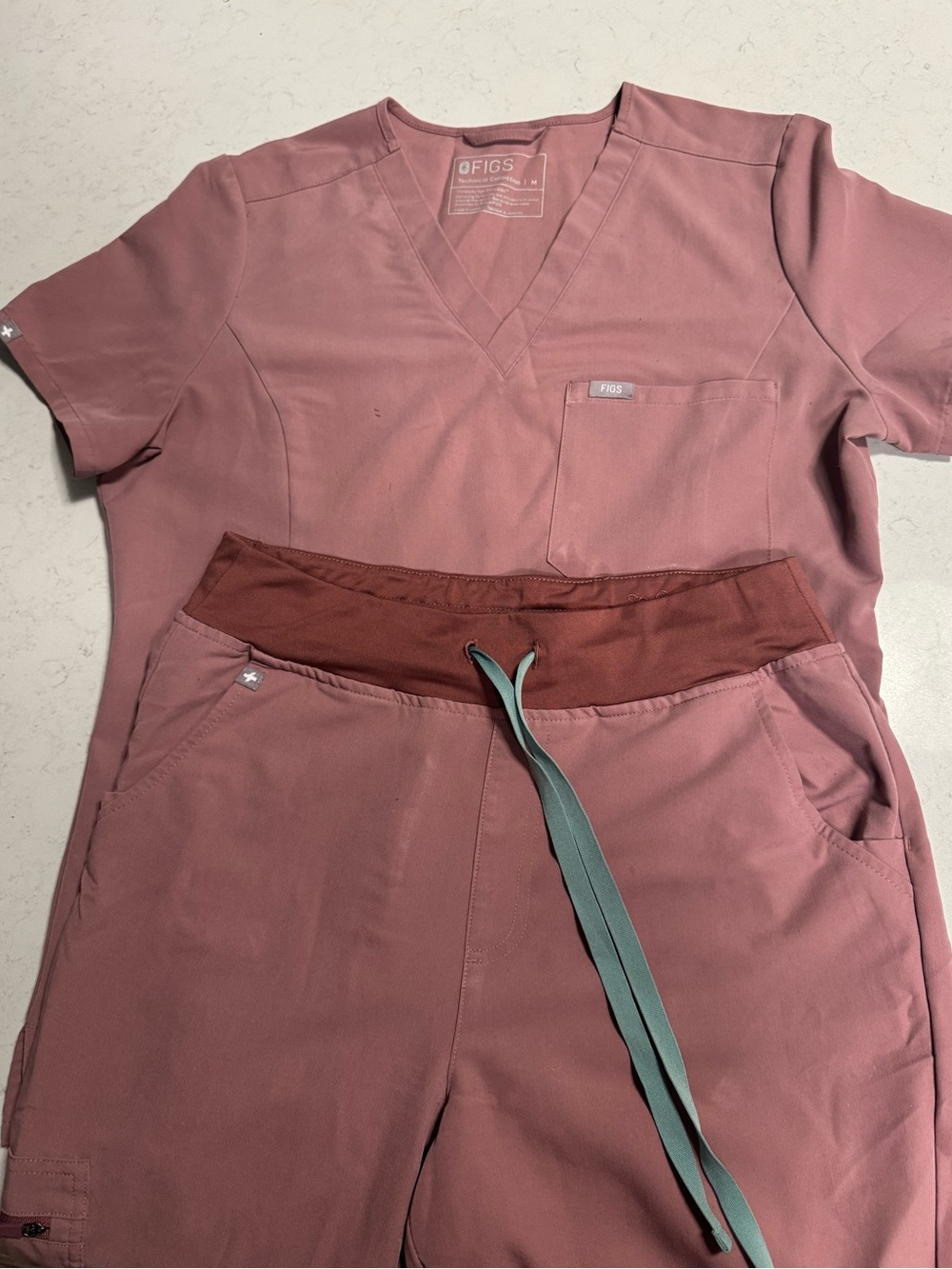 FIGS Scrub Set - Rose